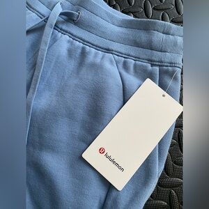 NWT Lululemon Scuba Short 4